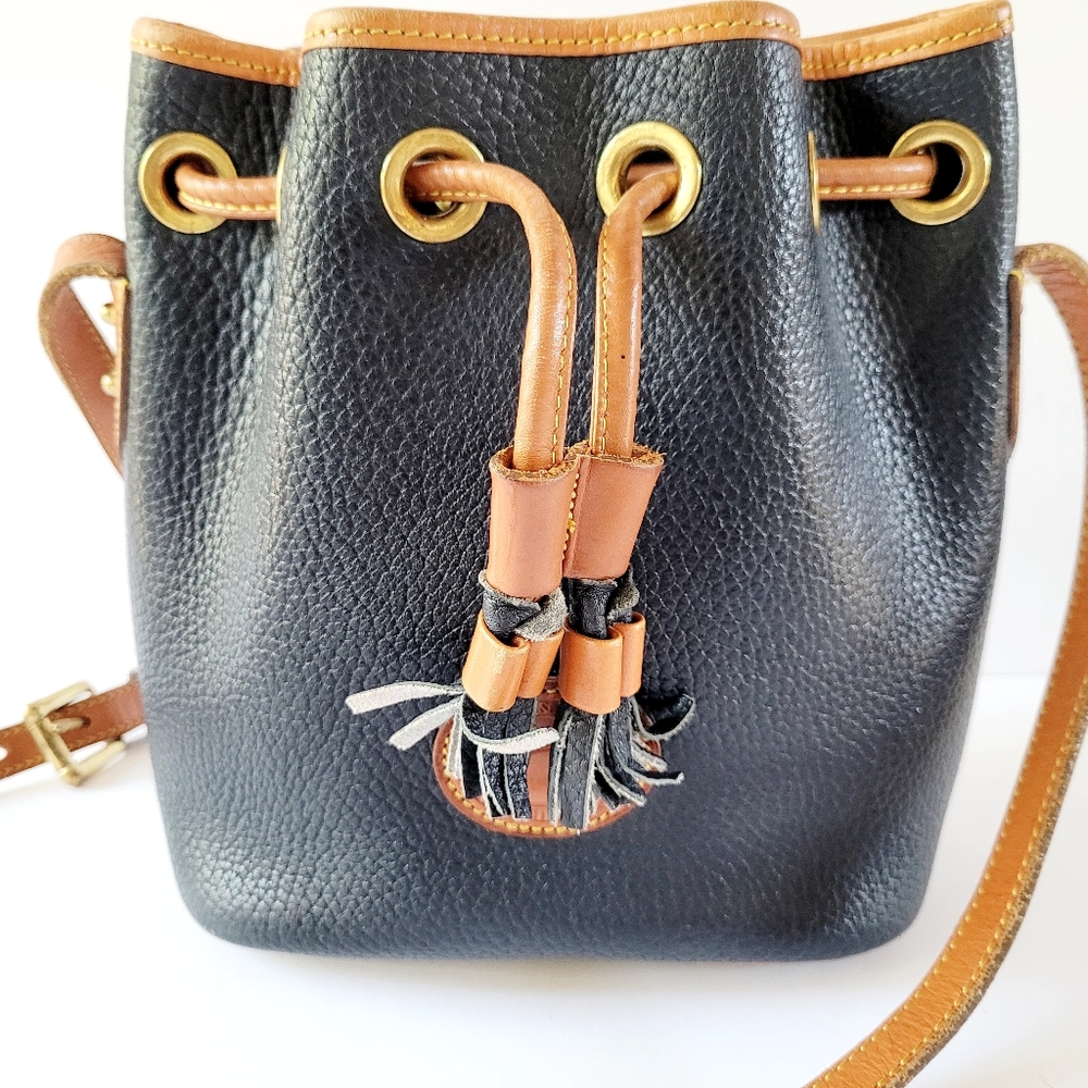 Dooney & Bourke Elegant Blue and Tan Leather Bucket Bag Vintage Bucket